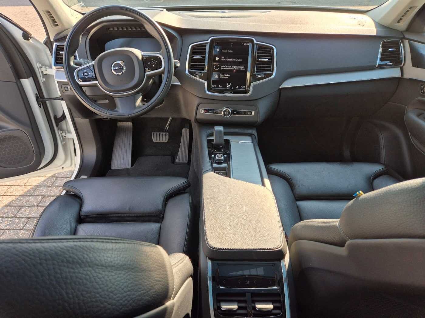 Volvo  Inscription Recharge T8 Plug-In Hyb