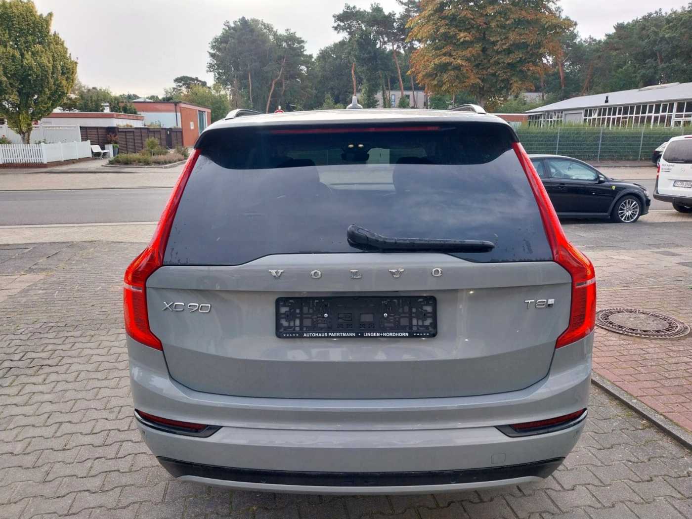 Volvo  Plus Dark Recharge Plug-In Hybrid AWD