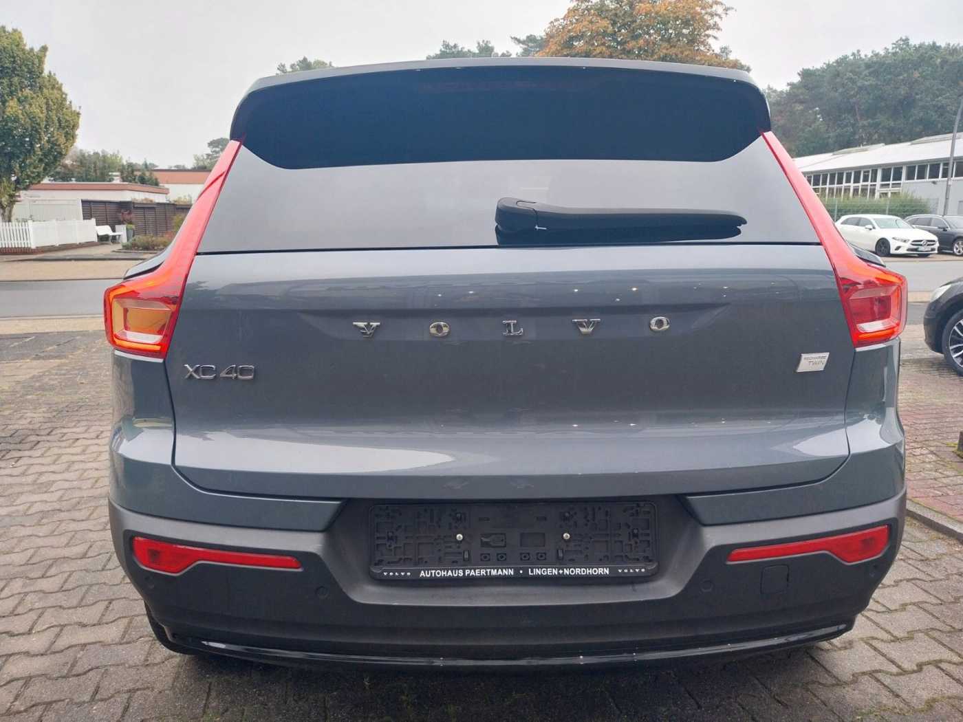 Volvo  Plus Recharge Pure Electric AWD