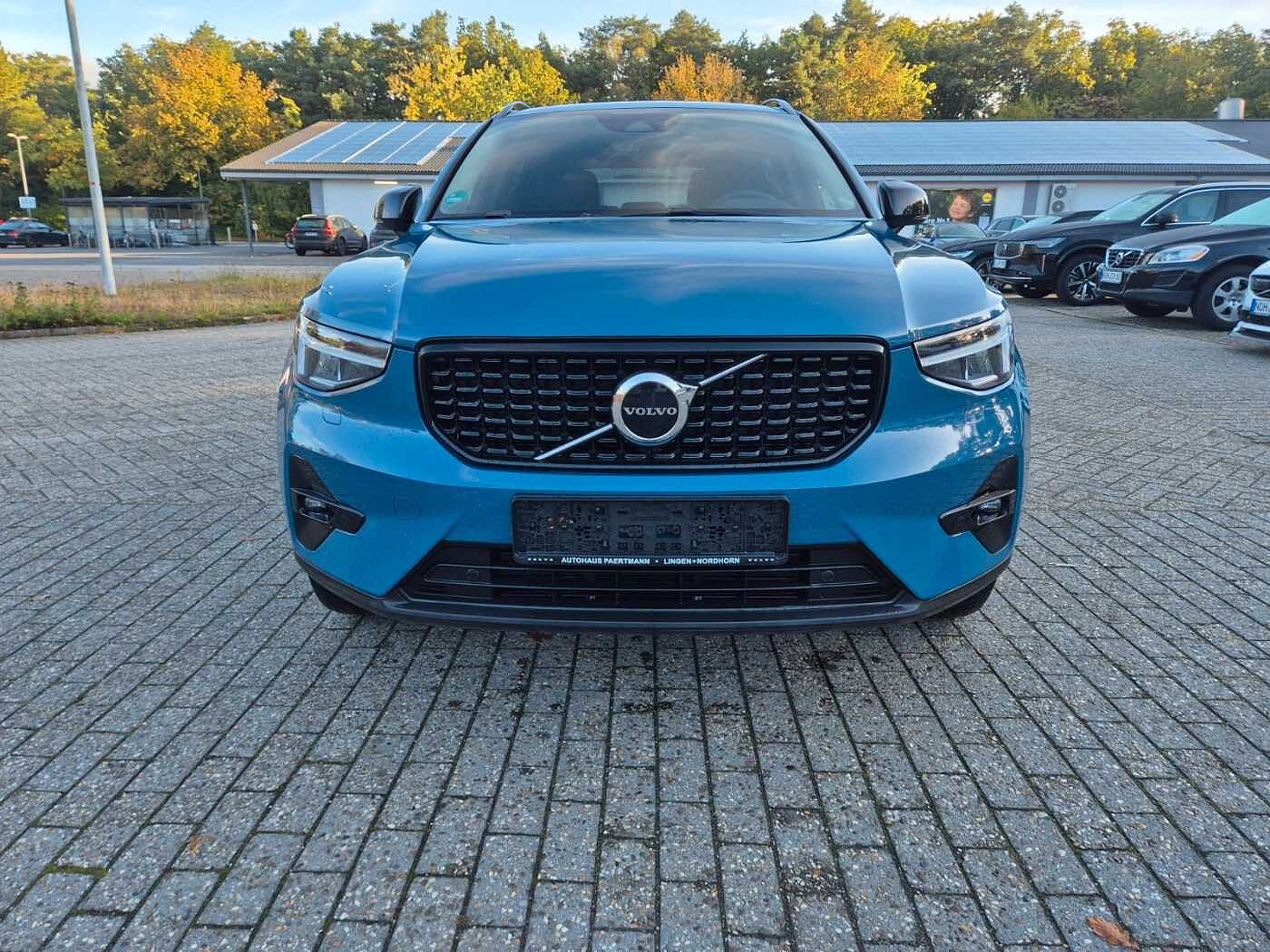 Volvo  Plus Dark Recharge Plug-In Hybrid 2WD