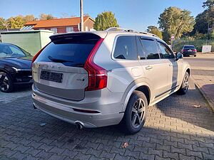 Volvo  D5 Momentum AWD LED, AHK, Navi,