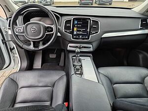 Volvo  D5 Momentum AWD, LED, AHK, Navi