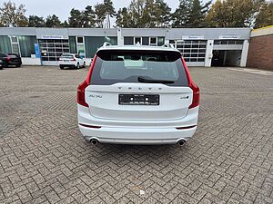 Volvo  D5 Momentum AWD, LED, AHK, Navi