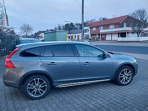 Volvo  D4 Cross Country Summum Standheizung ACC