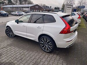 Volvo  R Design Recharge Plug-In Hybrid AWD