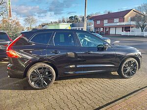 Volvo  Plus Black Edition Recharge Plug-In Hybrid