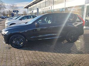 Volvo  Plus Black Edition Recharge Plug-In Hybrid