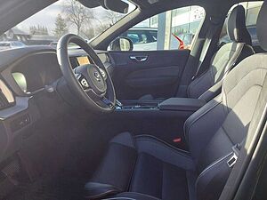 Volvo  Plus Black Edition Recharge Plug-In Hybrid