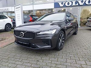 Volvo  Kombi Plus Dark Recharge Plug-In Hybrid AWD