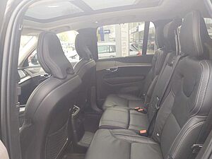 Volvo  Ultimate Bright Recharge Plug-In Hybrid AWD