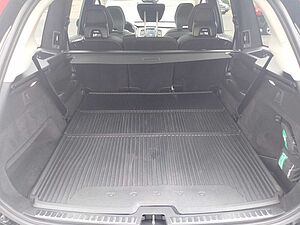 Volvo  Ultimate Bright Recharge Plug-In Hybrid AWD