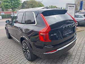 Volvo  Ultimate Bright Recharge Plug-In Hybrid AWD