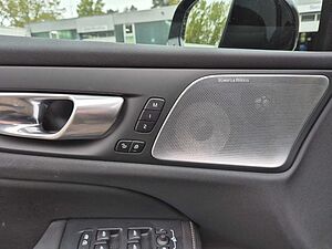 Volvo  Ultimate Dark  B5 AWD 'Vollausstattung'