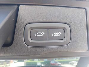 Volvo  B4 Inscription Panoramadach, ACC,