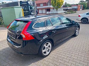 Volvo  D5 Kombi Momentum Autom.