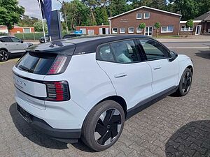 Volvo  Ultra AWD Performance Pure Electric