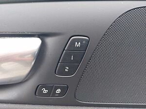 Volvo  B4 D AWD Pro Auto