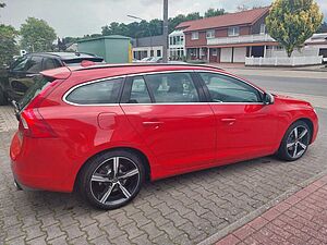 Volvo  D4 Kombi R-Design