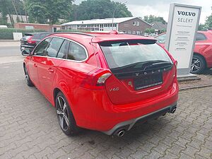 Volvo  D4 Kombi R-Design
