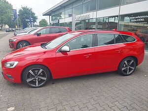 Volvo  D4 Kombi R-Design