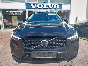Volvo  B4 Plus Dark 2WD 'Panoramadach'