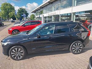 Volvo  B4 Plus Dark 2WD 'Panoramadach'