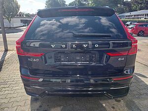 Volvo  B4 Plus Dark 2WD 'Panoramadach'