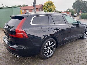 Volvo  D3 Kombi Momentum Pro Abstandstempomat