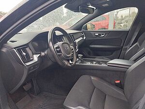 Volvo  D3 Kombi Momentum Pro Abstandstempomat
