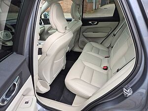 Volvo  Inscription AWD B4