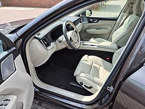 Volvo  Inscription AWD B5 Diesel