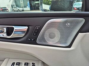 Volvo  Inscription AWD B5 Diesel