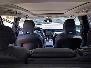 Volvo  Ultimate Dark Recharge Plug-In Hybrid AWD