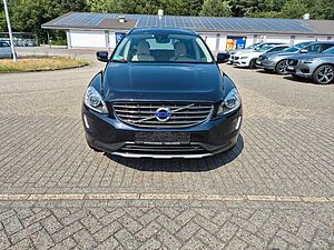 Volvo  D4 Autom. Summum AWD AHK