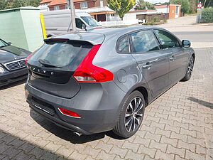 Volvo  Momentum Automatik
