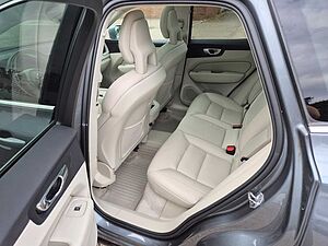 Volvo  Inscription AWD