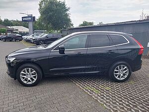 Volvo  B4 Momentum Pro AWD, AHK