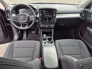 Volvo  Momentum Pro 2WD T3