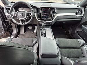 Volvo  R Design 2WD T4