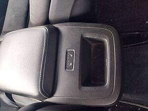 Volvo  D3 R Design 2WD, BLIS,  VOLL LED, AHK