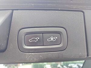 Volvo  D3 R Design 2WD, BLIS,  VOLL LED, AHK