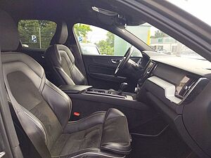 Volvo  D3 R Design 2WD, BLIS,  VOLL LED, AHK