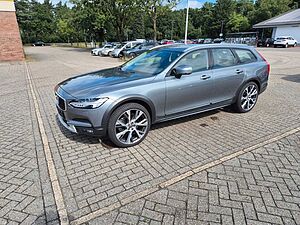 Volvo  Pro D4 AWD