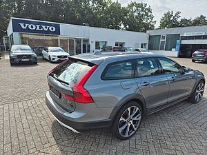 Volvo  Pro D4 AWD