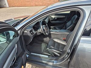 Volvo  Pro D4 AWD