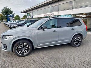 Volvo  Plus Dark Recharge Plug-In Hybrid AWD