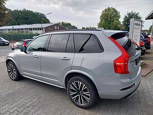 Volvo  Plus Dark Recharge Plug-In Hybrid AWD