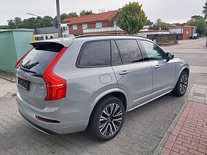 Volvo  Plus Dark Recharge Plug-In Hybrid AWD