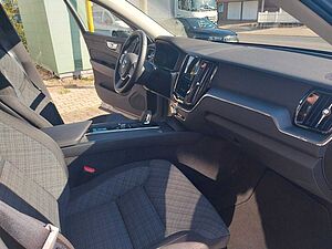 Volvo  B5 AWD Automatik