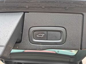 Volvo  Momentum 2WD